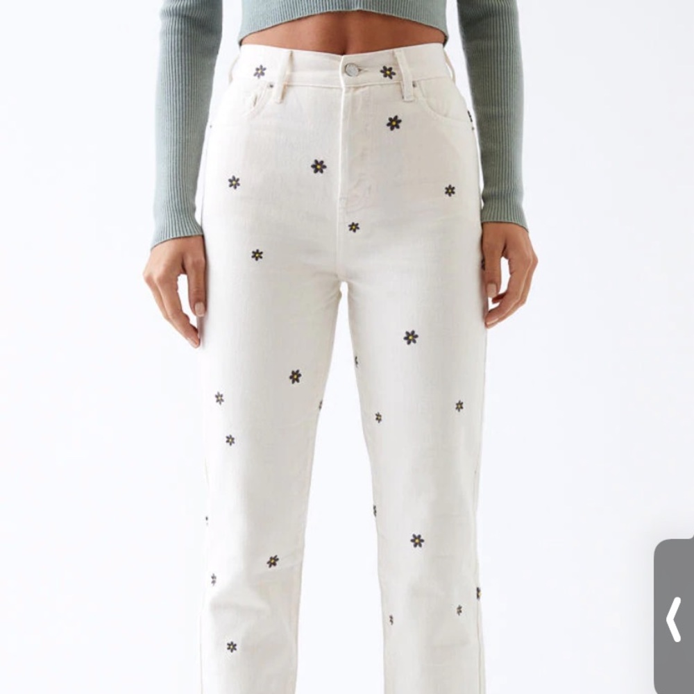 ISO!! Pacsun Daisy jeans